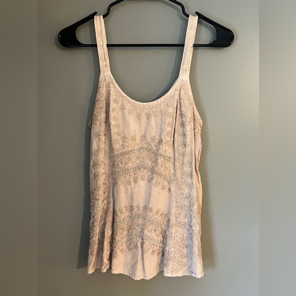 Embroidered Beige Tank - size (M)